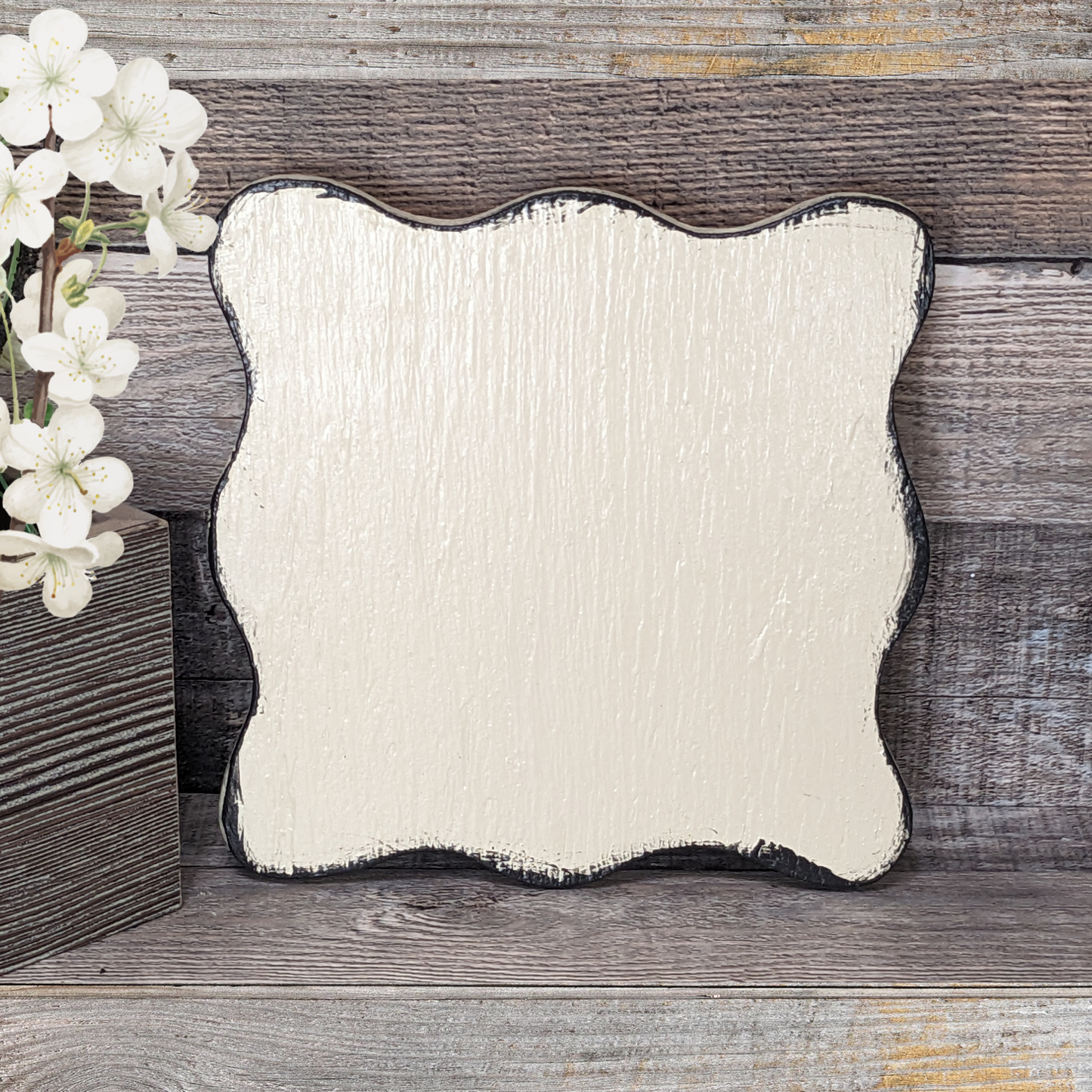 Ruffled Edge French Country Style Centerpiece Base Neutral Wedding Table Accent White & Black Decor Elegant Modern Farmhouse Display Riser