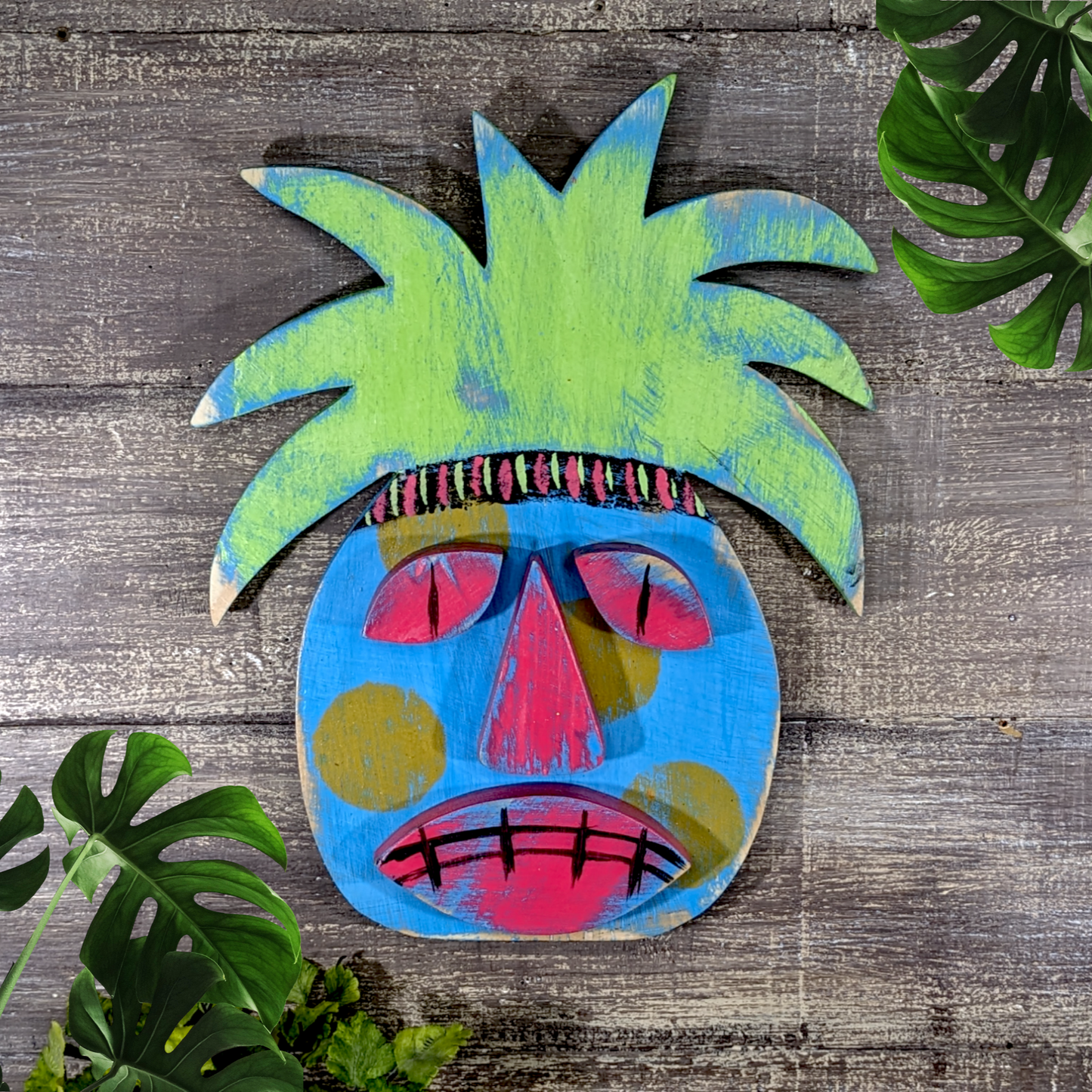 Beach Comber Pineapple Tiki Mask Whimsical Sun Worshipper Game Room Bar Sign Hawaiian Tiki Wall Hanging Wedding Accent Beach Bum Decor