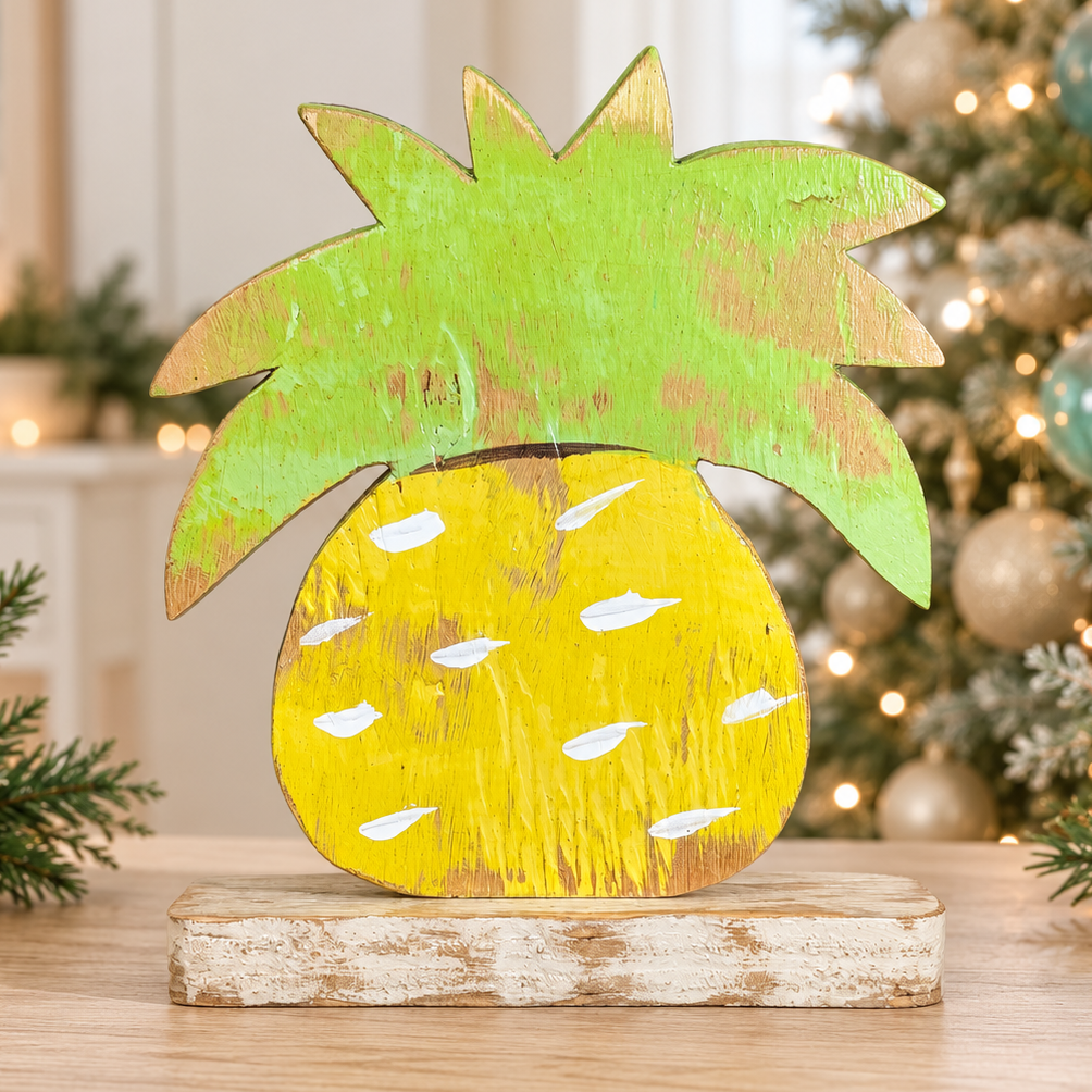 Pineapple Table Accent