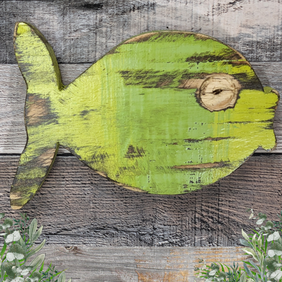 Tropical Greens Bubble Fish Weathered Style Wall Decor Beach Lover Gift Idea For Ocean Themed Nursery Tiki Bar Wall Hanging Rustic Coastal Farmhouse Art