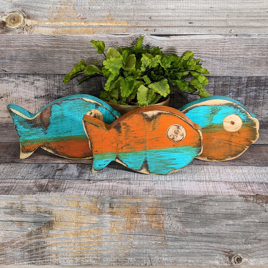 Coastal Home Staging Big Eyed Rustic Minnow Beach House Style Wooden Fish Decor Whimsical Table Accent Inexpensive Gift Idea Merry Minnow