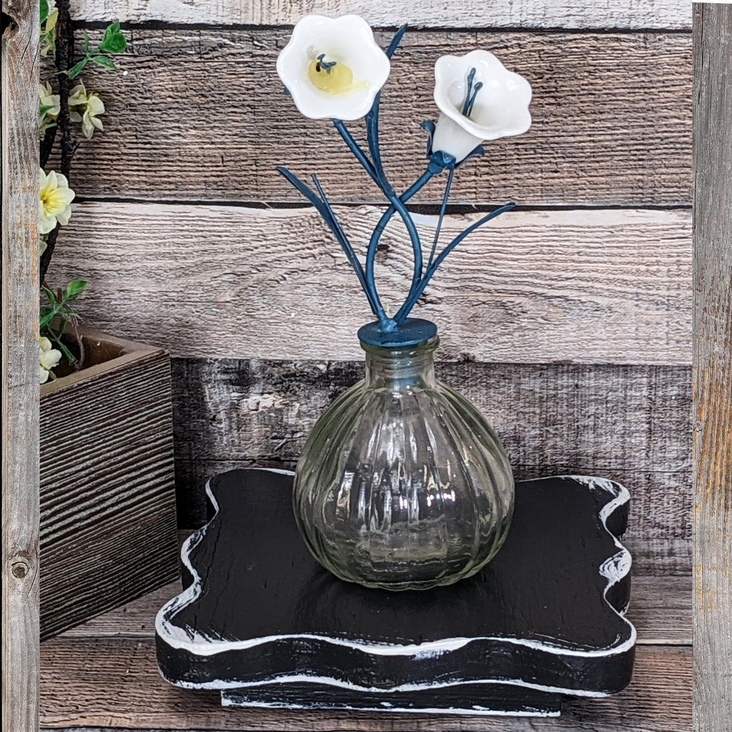 Ruffled Edge French Country Style Centerpiece Base Neutral Wedding Table Accent White & Black Decor Elegant Modern Farmhouse Display Riser