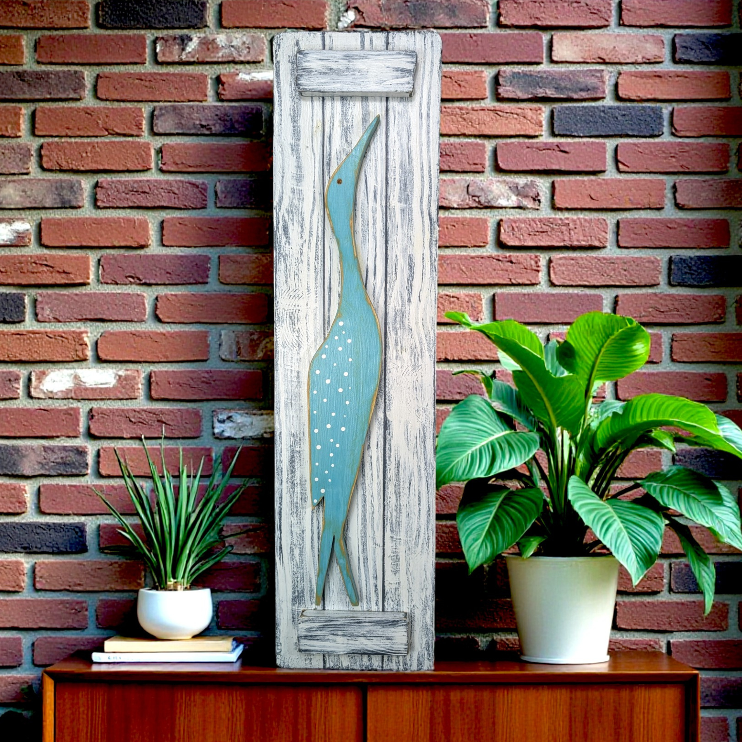 Minimalist Bird Tropical Themed Wall Decor Wooden Egret Sign Mid-Century Style Accent Coastal Home Staging Nature Lover House Warming Gift