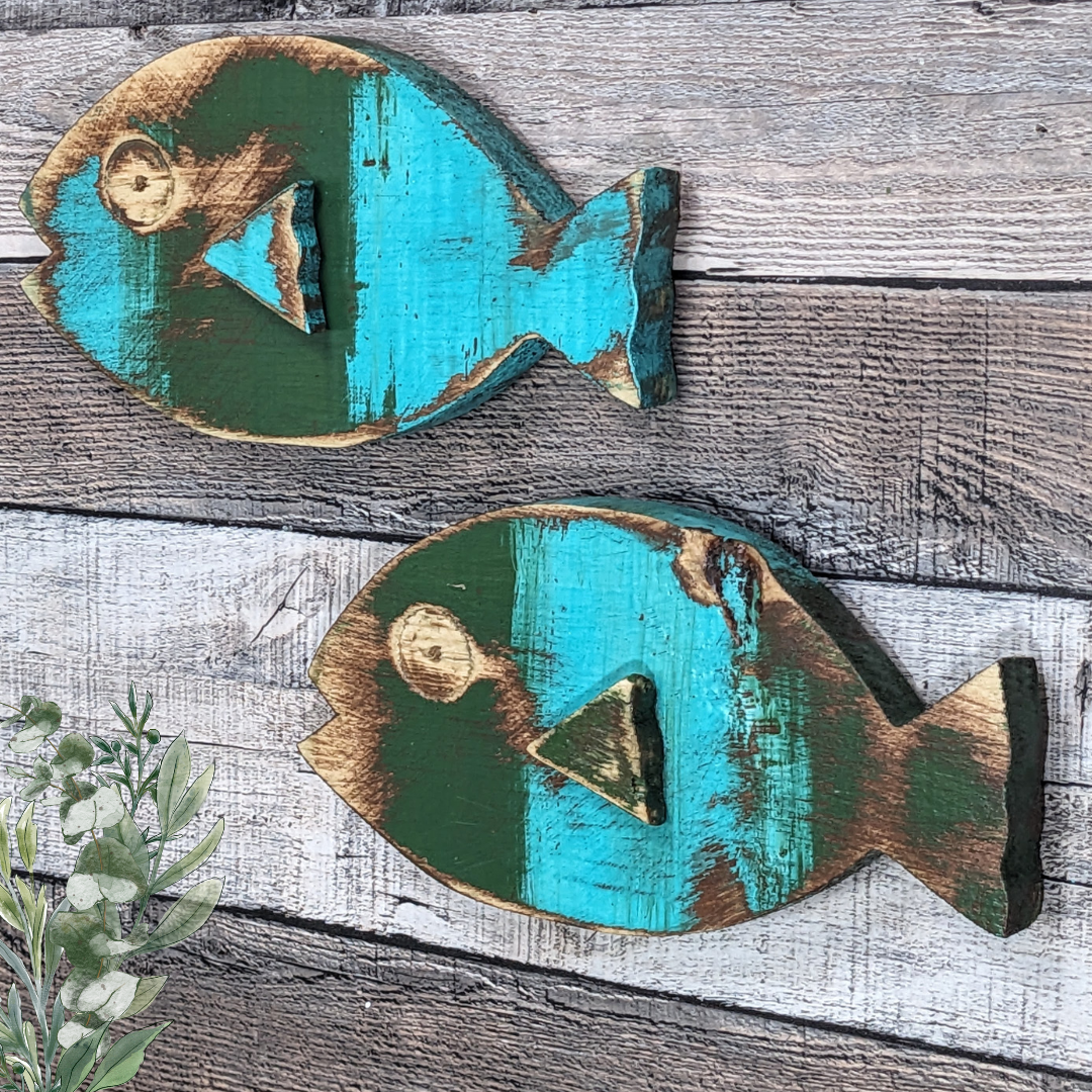 Retro Green and Turquoise Fish Wall Hanging Mid Century Beach Lover Fish Art Ocean Themed Nursery Wall Decor Coastal Farmhouse Home Accent Gift idea