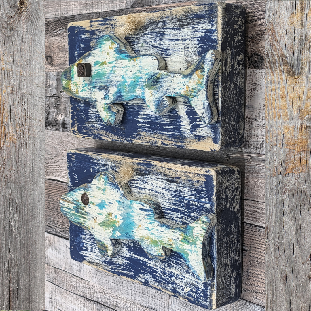 2 Piece Rustic Fish Decor, Heavily Weathered Style Wall Hangings