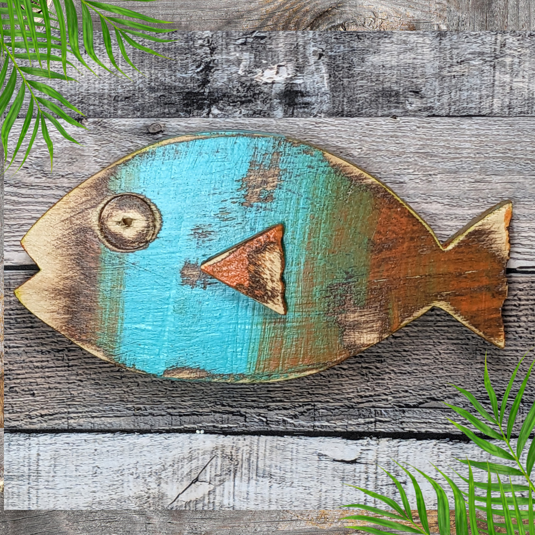 Retro-Style Fish Wall Hanging Mid Century Beach Lover Fish Art Ocean Themed Nursery Wall Decor Coastal Farmhouse Home Accent Gift idea