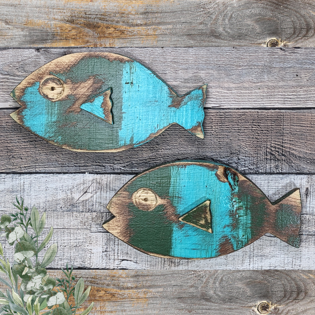 Retro Green and Turquoise Fish Wall Hanging Mid Century Beach Lover Fish Art Ocean Themed Nursery Wall Decor Coastal Farmhouse Home Accent Gift idea