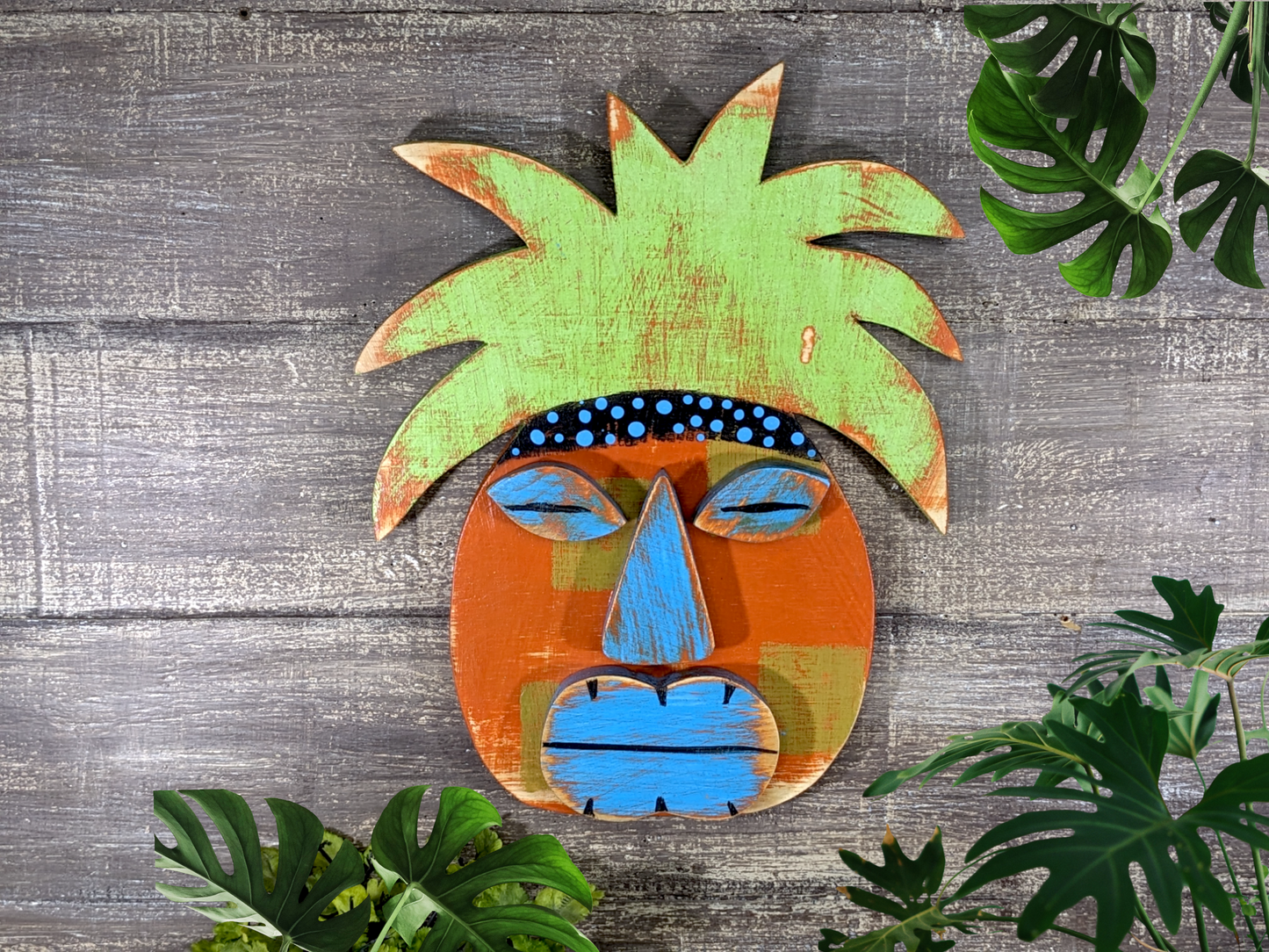 Beach Comber Pineapple Tiki Mask Whimsical Sun Worshipper Game Room Bar Sign Hawaiian Tiki Wall Hanging Wedding Accent Beach Bum Decor