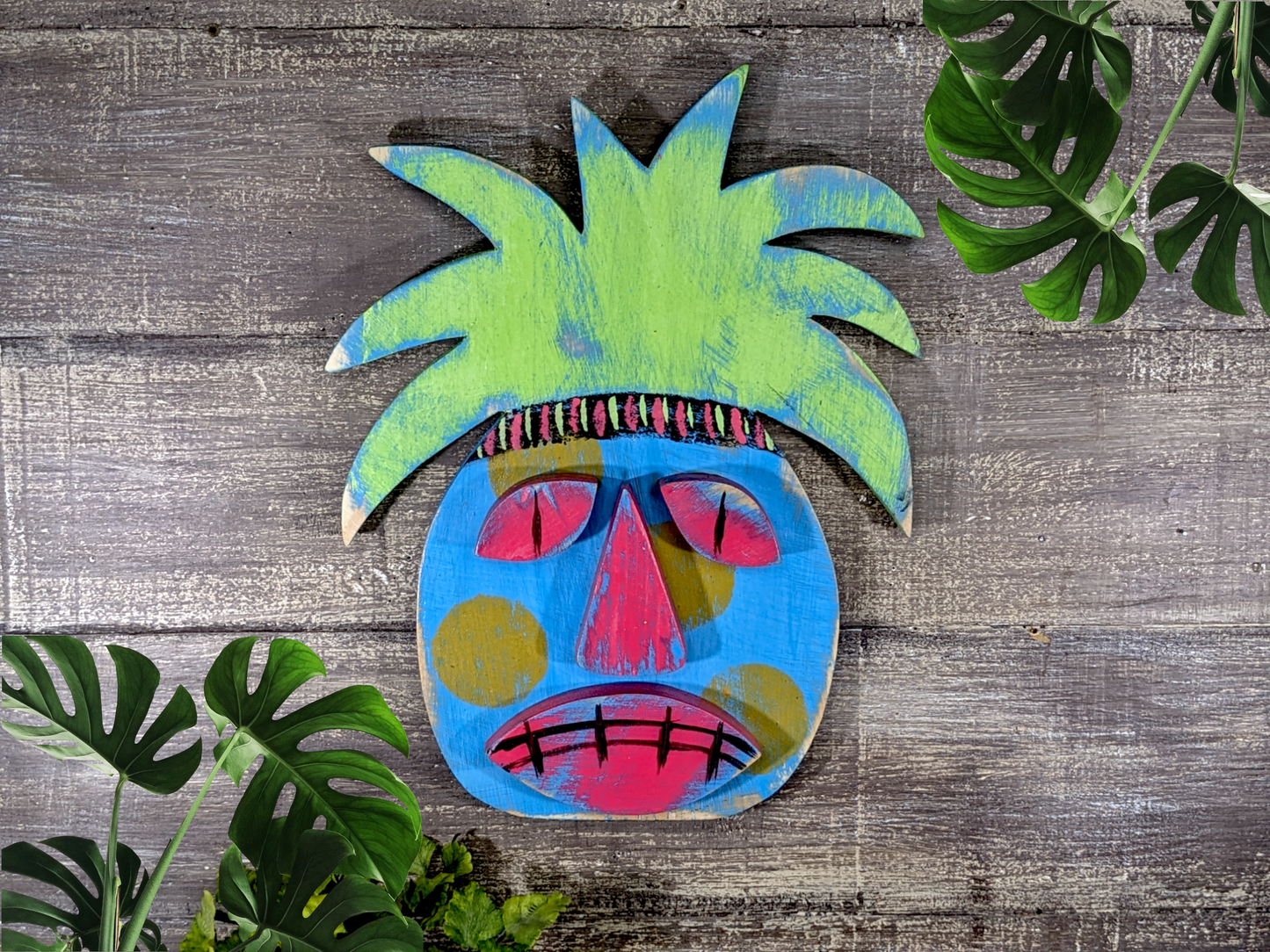 Beach Comber Pineapple Tiki Mask Whimsical Sun Worshipper Game Room Bar Sign Hawaiian Tiki Wall Hanging Wedding Accent Beach Bum Decor