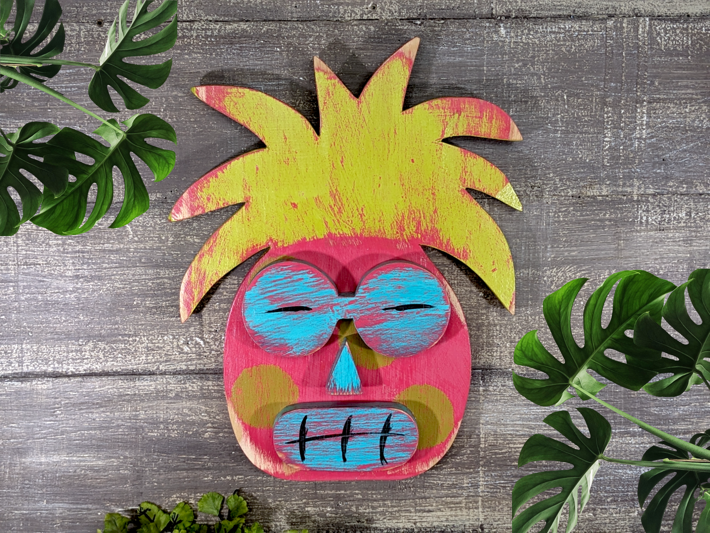 Beach Comber Pineapple Tiki Mask Whimsical Sun Worshipper Game Room Bar Sign Hawaiian Tiki Wall Hanging Wedding Accent Beach Bum Decor