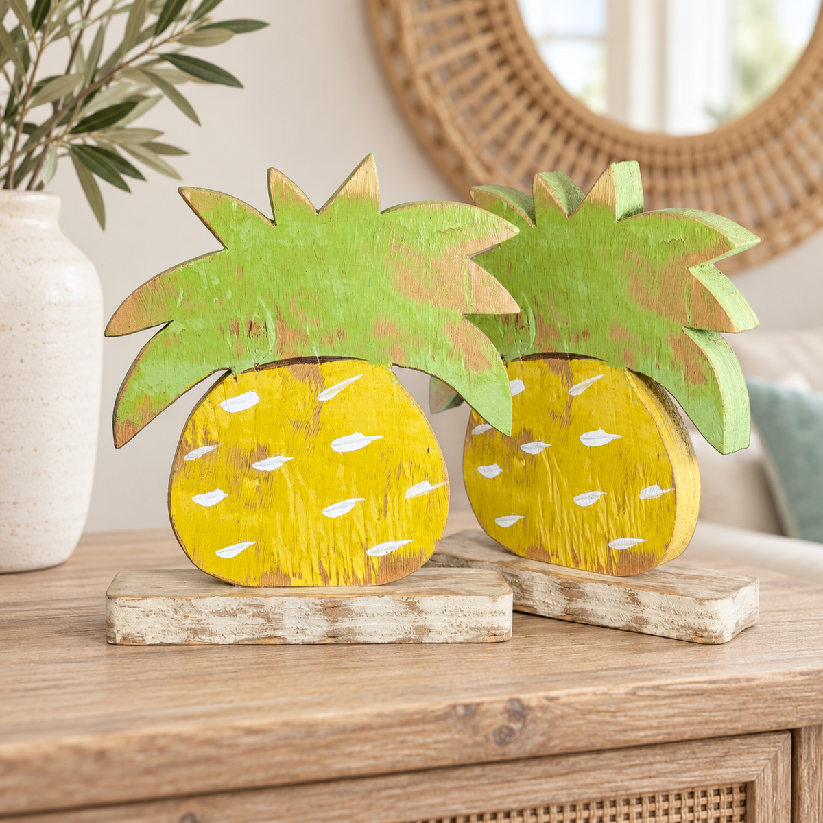 Pineapple Table Accent